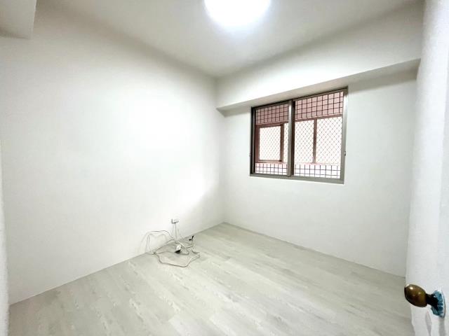 潭子華廈-1